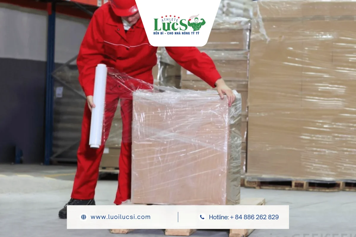 Pallet Net Wrap vs. PE Stretch Film: Which Is Best for Agricultural Products? 2 What Is PE Stretch Film? Main Characteristics Of PE Stretch Film